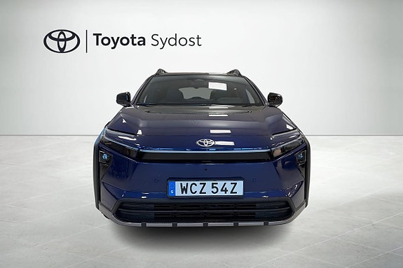 Toyota bZ4X Touring 6 of 18
