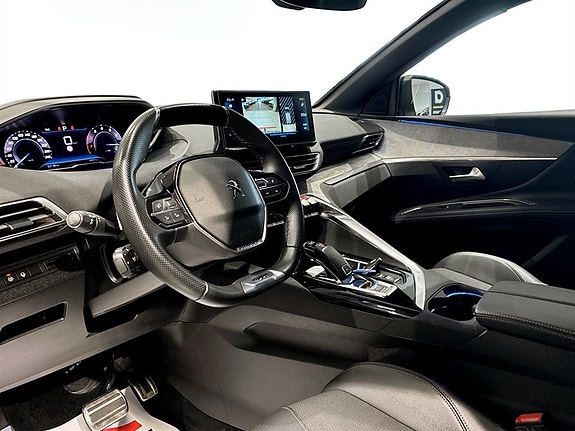 Peugeot 3008 4 of 18