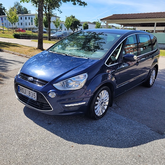 Ford S-MAX 11 of 12