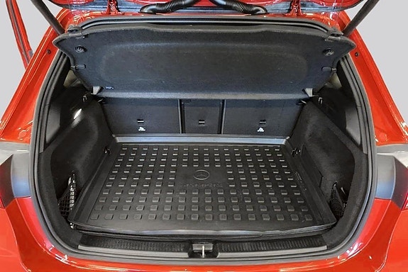 Mercedes-Benz B200 d 13 of 18