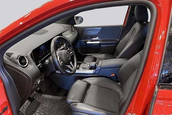 Mercedes-Benz B200 d 8 of 18