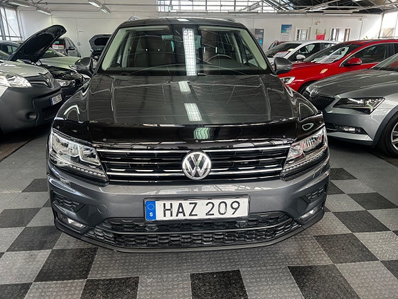 Volkswagen Tiguan 6 of 19