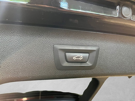 BMW 530e 16 of 26