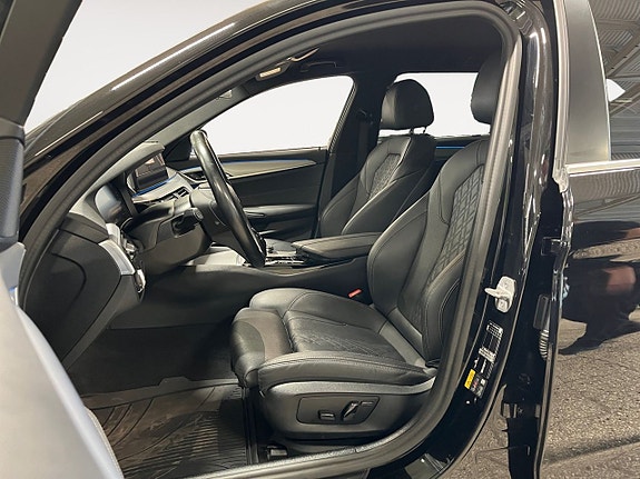 BMW 530e 9 of 26