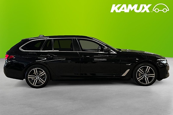 BMW 530e 2 of 26