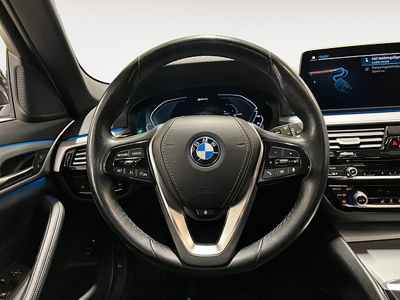 BMW 530e 12 of 26