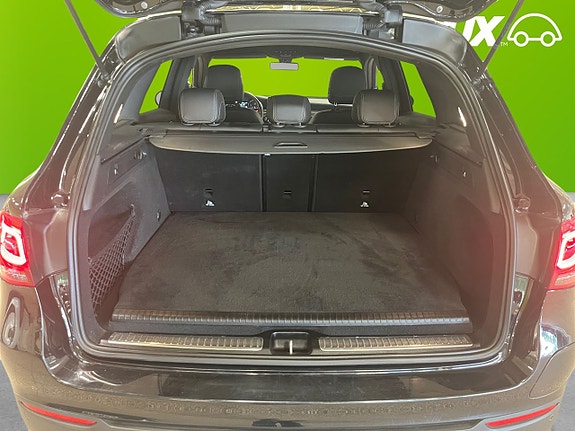Mercedes-Benz GLC300 e 15 of 24
