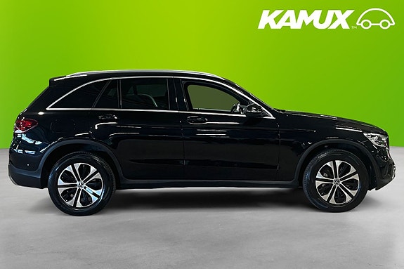 Mercedes-Benz GLC300 e 2 of 24