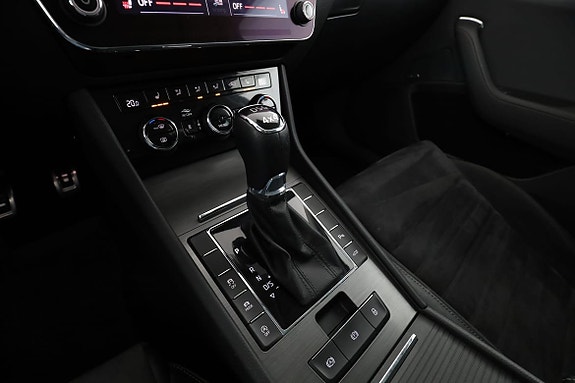 Skoda Superb Scout 25 of 30