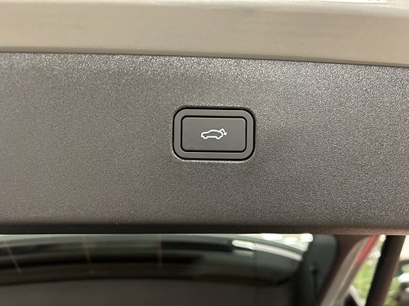 Volvo EX30 9 of 11