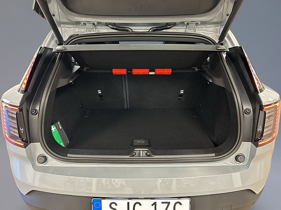 Volvo EX30 8 of 11