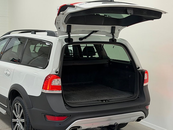 Volvo XC70 26 of 29