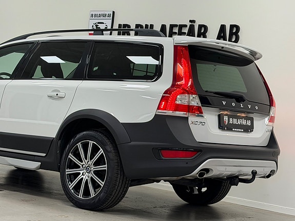 Volvo XC70 29 of 29