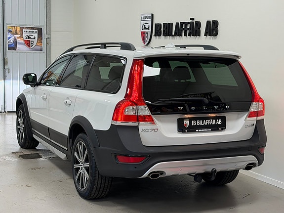 Volvo XC70 6 of 29