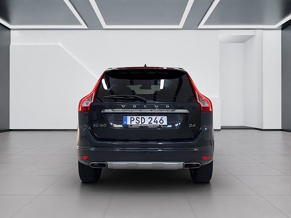 Volvo XC60 5 of 15