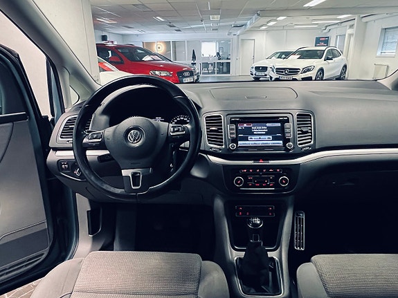 Volkswagen Sharan 16 of 26