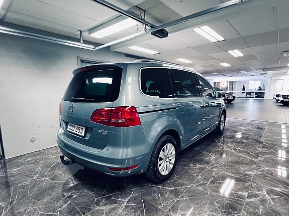 Volkswagen Sharan 3 of 26