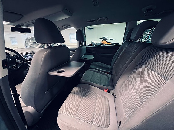 Volkswagen Sharan 12 of 26