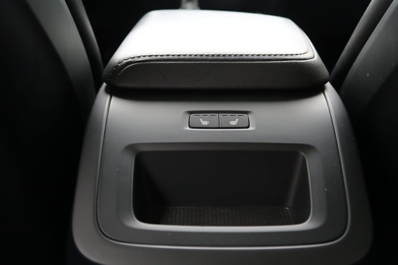 Volvo V60 8 of 23