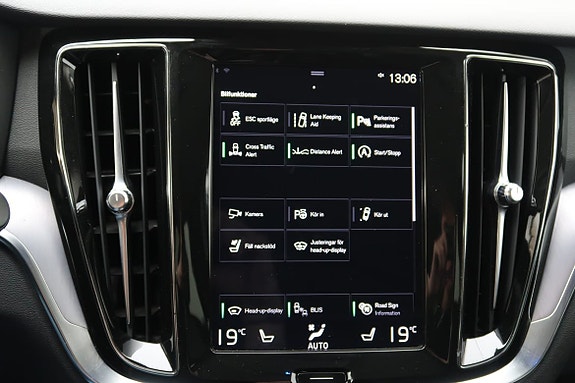 Volvo V60 14 of 23