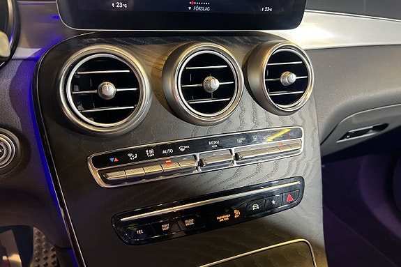 Mercedes-Benz GLC300 de 10 of 18