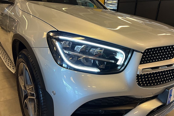 Mercedes-Benz GLC300 de 18 of 18