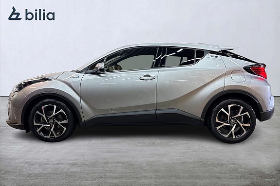Toyota C-HR 3 of 21