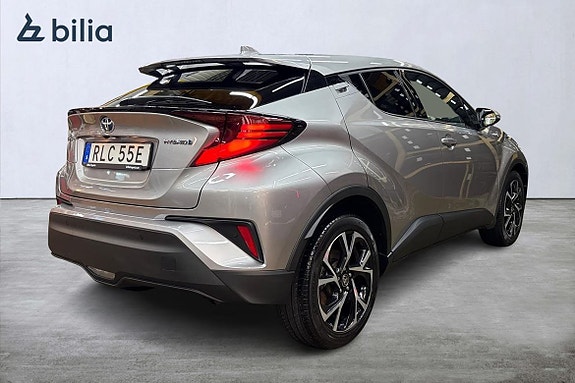 Toyota C-HR 18 of 21