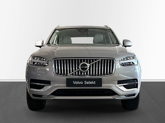 Volvo XC90 9 of 15
