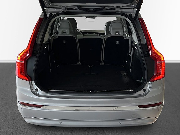 Volvo XC90 14 of 15