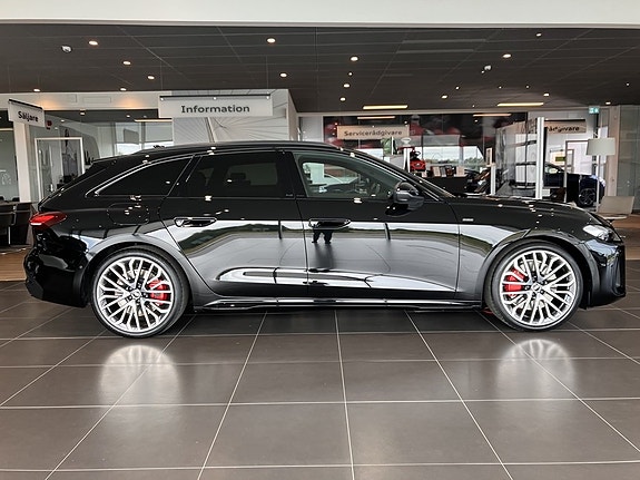 Audi A5 2 of 12