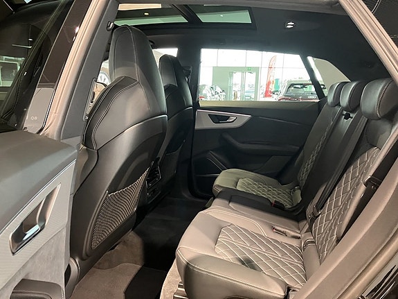 Audi Q8 10 of 11