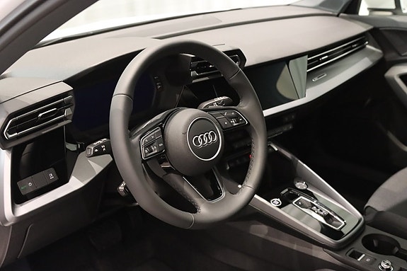 Audi A3 10 of 19
