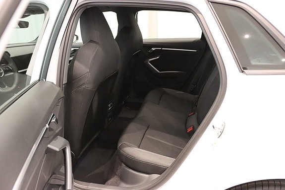 Audi A3 8 of 19