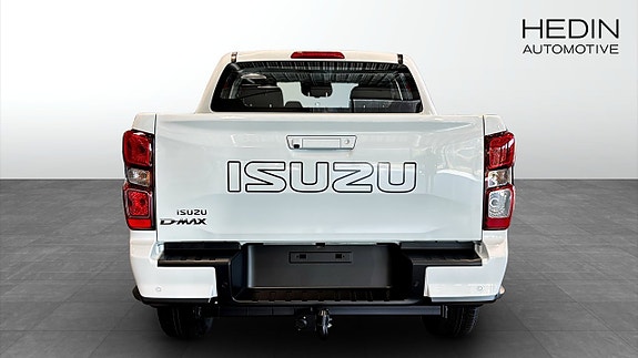 Isuzu D-max 7 of 9