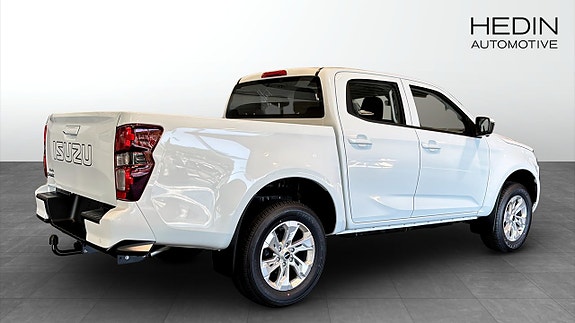 Isuzu D-max 2 of 9