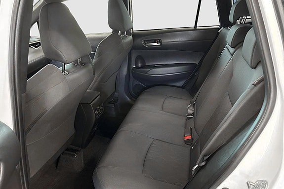Toyota Corolla Cross 8 of 12