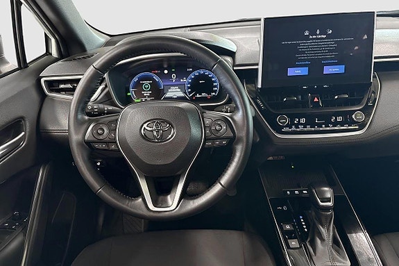 Toyota Corolla Cross 9 of 12