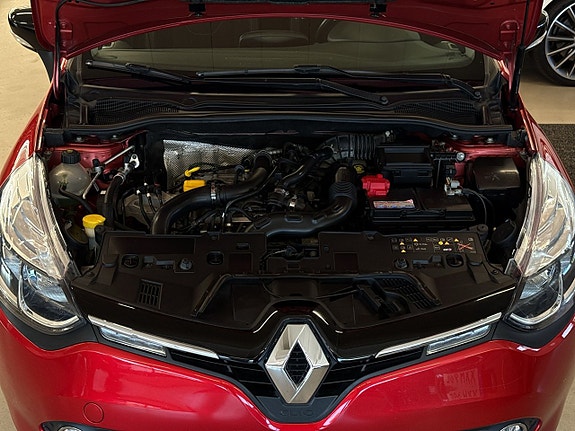 Renault Clio 22 of 25