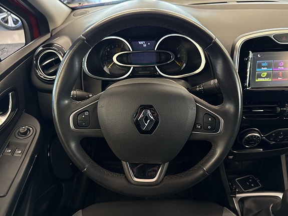 Renault Clio 14 of 25