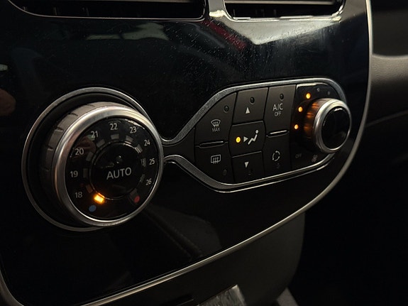 Renault Clio 16 of 25
