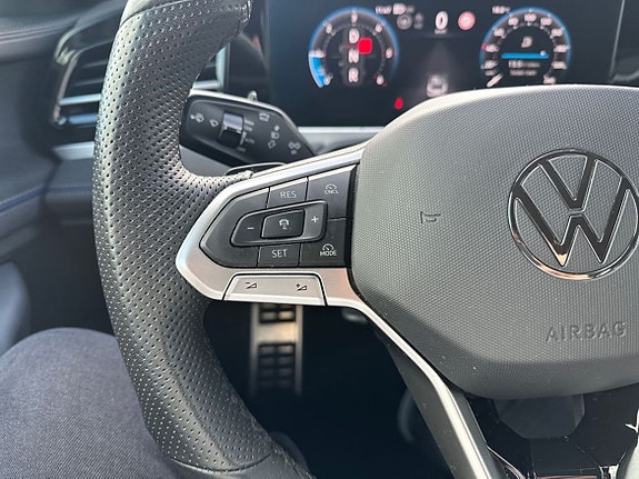 Volkswagen Passat 10 of 20