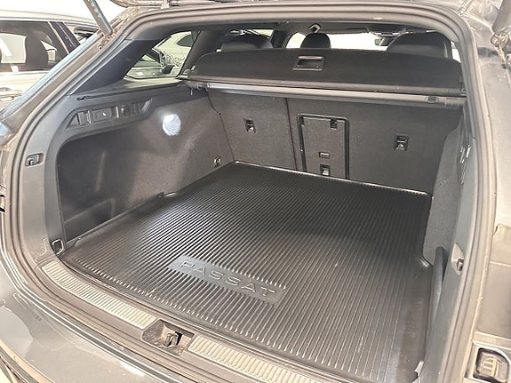 Volkswagen Passat 20 of 20