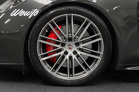 Porsche Panamera GTS 25 of 25