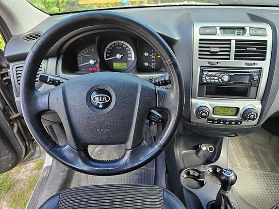 Kia Sportage 6 of 8
