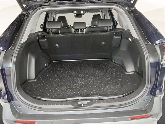 Toyota RAV4 13 of 19