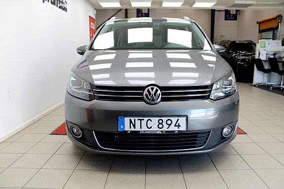 Volkswagen Touran 3 of 22