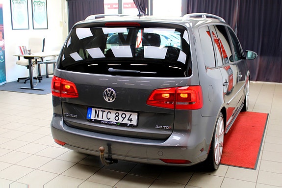 Volkswagen Touran 16 of 22