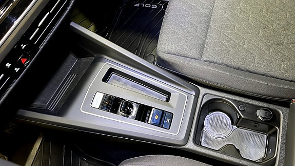 Volkswagen Golf I 17 of 22