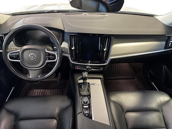 Volvo V90 6 of 11